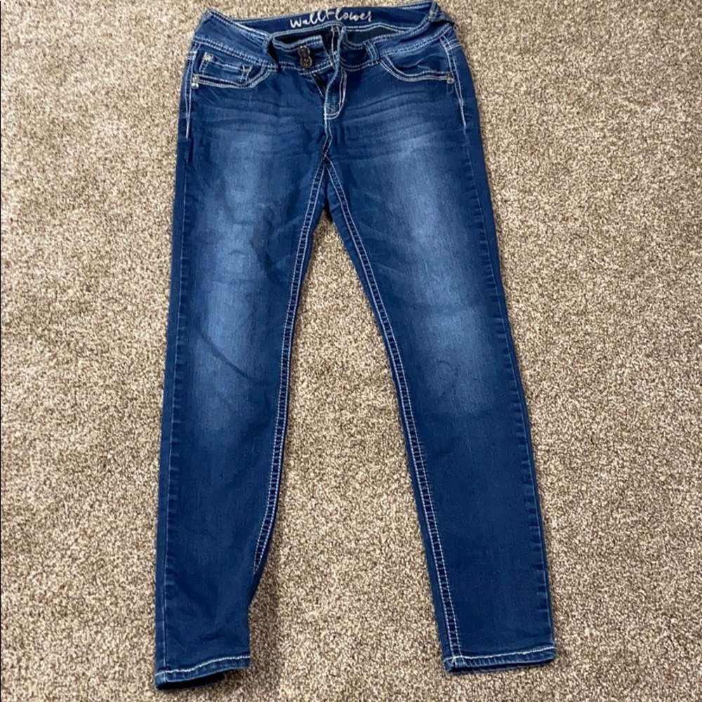 Wallflower jeans